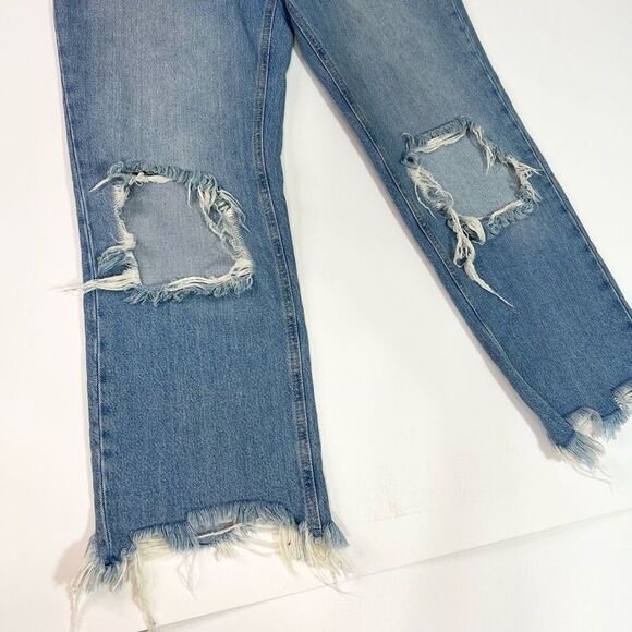 We The Free Straight Leg Jeans Women's 28 Maggie Ripped Ankle Aged To Perfection - Picture 2 of 11
